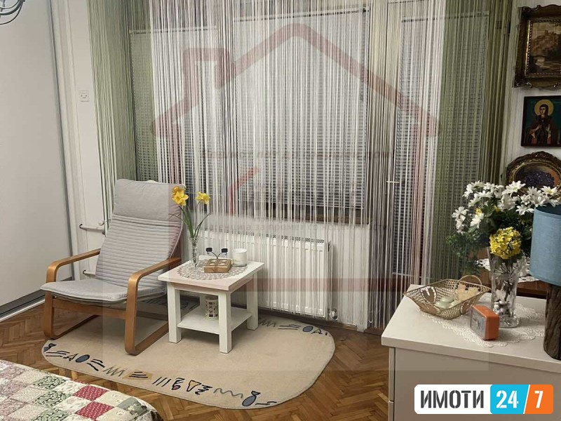 СЕ ПРОДАВА ФУНКЦИОНАЛЕН ДВОСОБЕН СТАН НА УЛМАКЕДОНИЈА