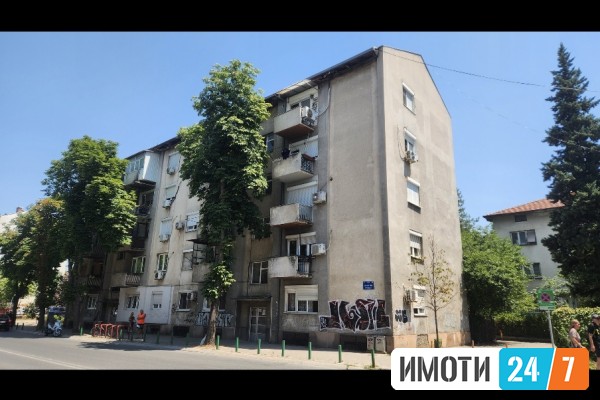 stanovi skopje Prodavame garsonjera vo debar maalo