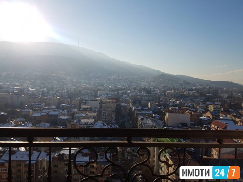 PREKRASEN CETIRISDOBEN STAN  VO FLATIRON
