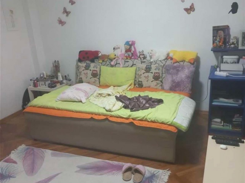 Se prodava stan vo Železara so čist imoten list 63 m2 so po 20m2 podrum terasa I dvor
