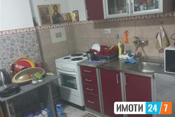 Dvosoben prizemen stan vo Železara  Gemiđiska 38 A