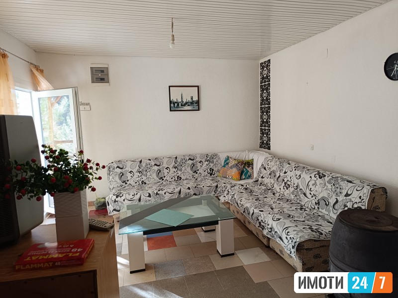 Vikenda kujka s Belica  Kozjak
