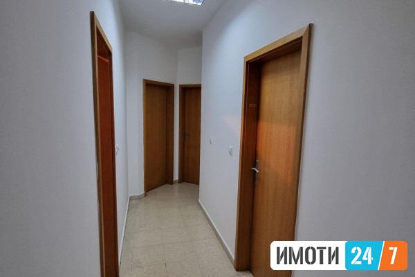 SE IZDAVA PRAZEN STAN ZA DELOVNA NAMENA VO KARPOSHMASHINSKI