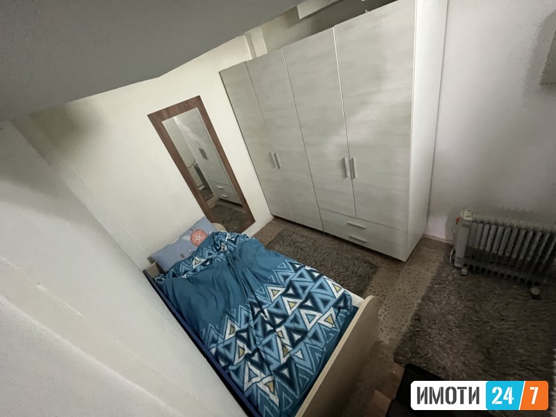 Se prodava Garsonjera vo Suteren Centar