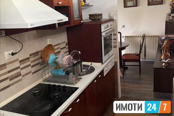 Се продава стан во Ново Лисиче