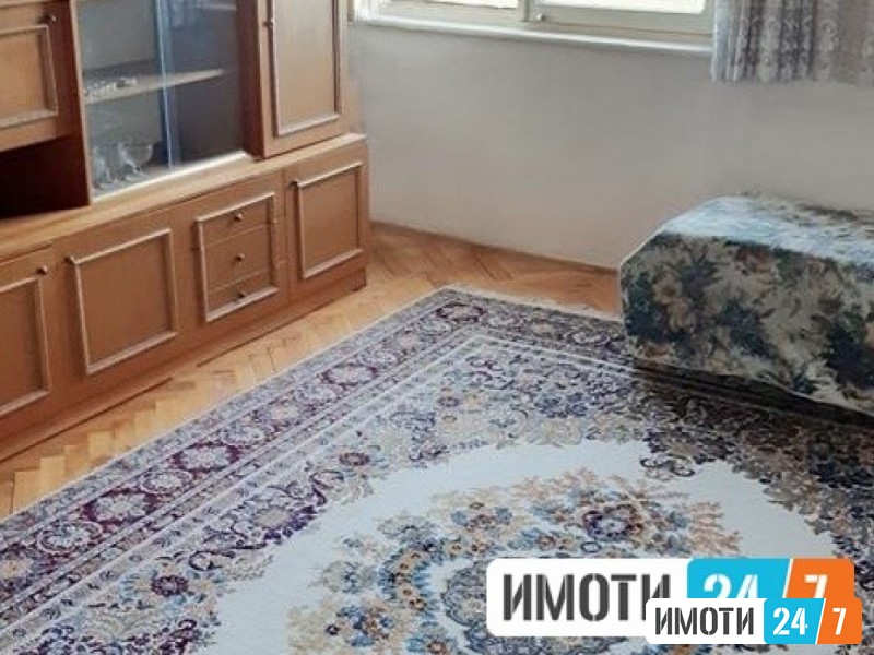 Се продава стан во Хиподром 