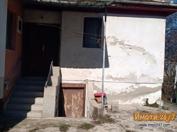 Sell House in   Hrom