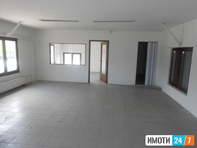 Rent Office space in   Madzari