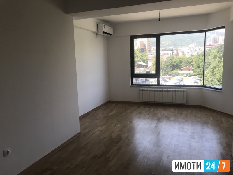 Rent Apartment in   Centar