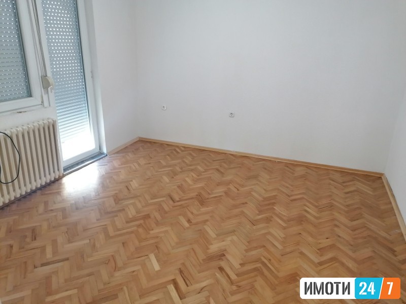 Rent Office space in   Centar