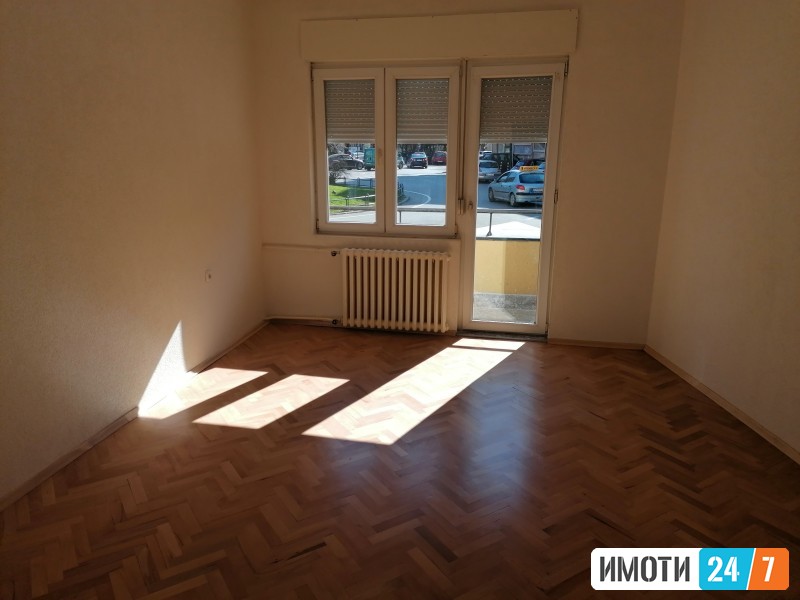 Rent Office space in   Centar