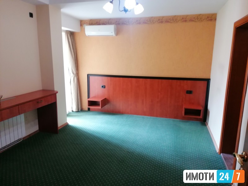 Rent Office space in   Karposh 1