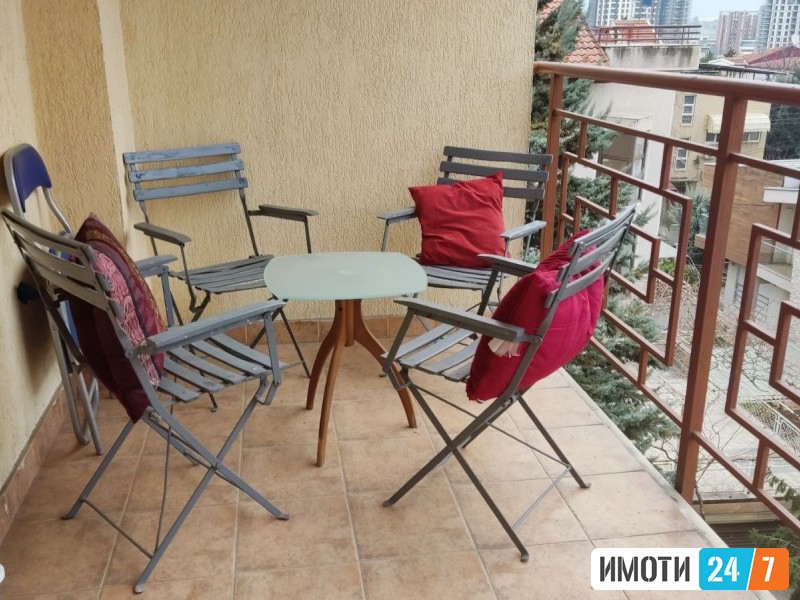 Rent Apartment in   Crniche