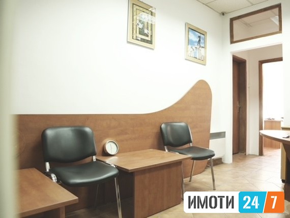 Rent Office space in   Aerodrom