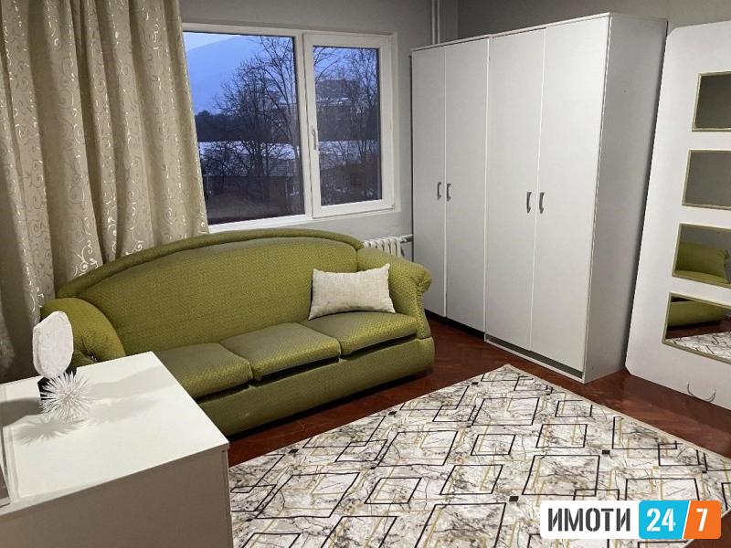 Rent Apartment in   Karposh 4