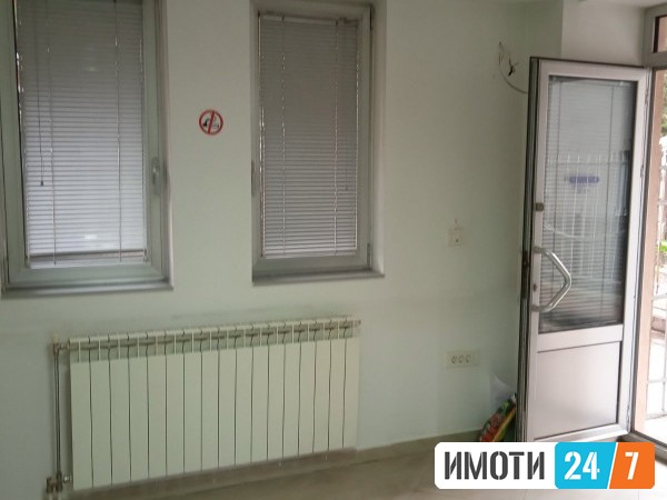 Rent Office space in   Centar