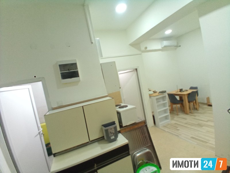 Sell Office space in   Karposh 4