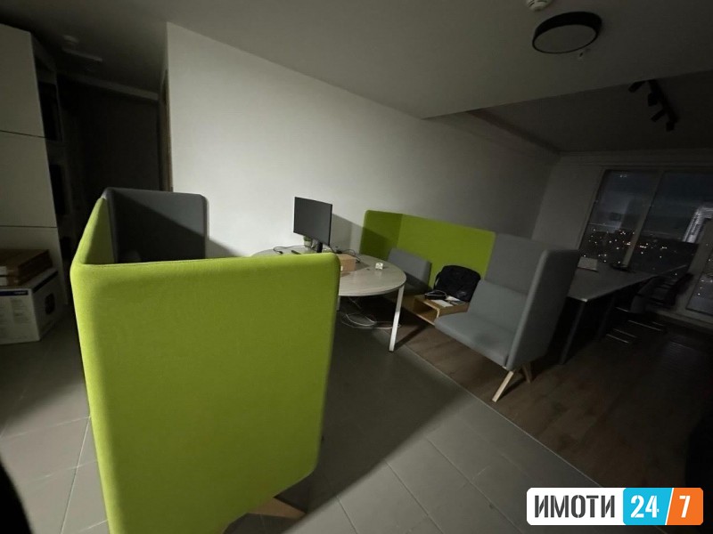 Rent Office space in   Aerodrom