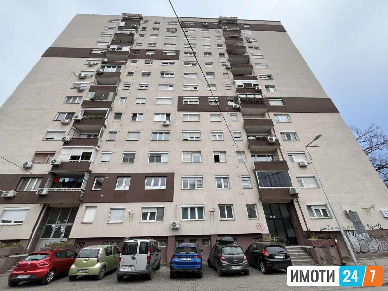 Sell Apartment in   Karposh 1