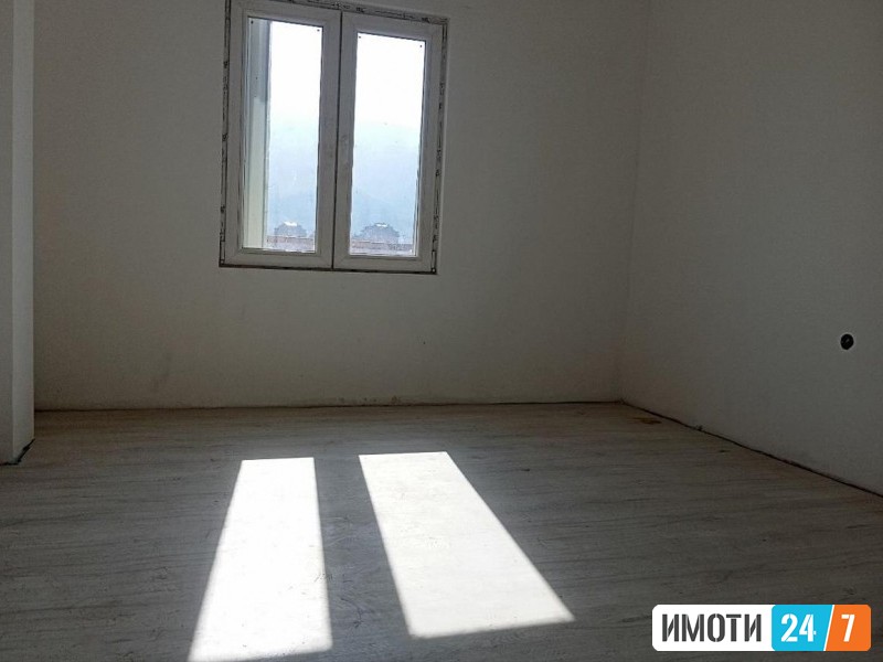 Sell Apartment in   Karposh 1