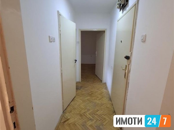 Sell Apartment in   Karposh 1