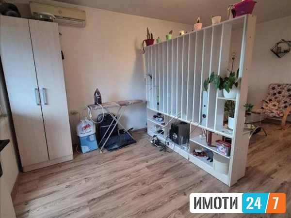 Sell Apartment in   Karposh 4