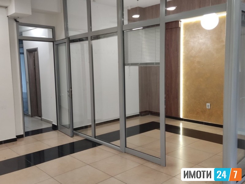 Се издава Деловен простор во  нас Центар