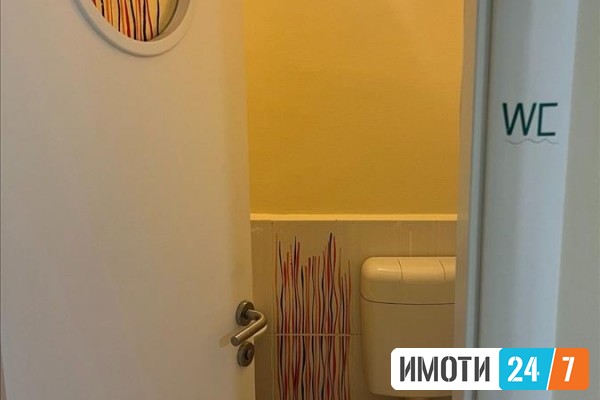 Се продава Деловен простор во  нас Тафталиџе 1