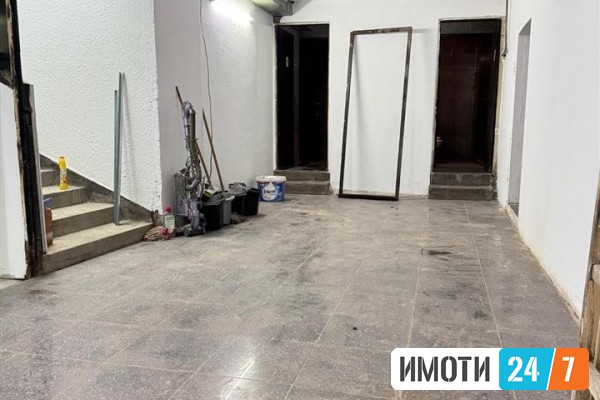 Се продава Деловен простор во  нас Центар