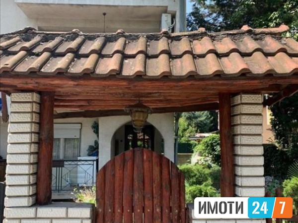 Се продава Куќа во  нас Влае