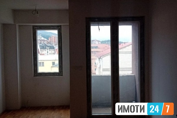 Се продава Стан во  нас Центар