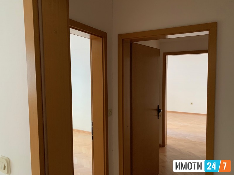 Се издава Деловен простор во  нас Центар