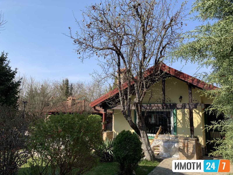Rent House in   Zlokukjani