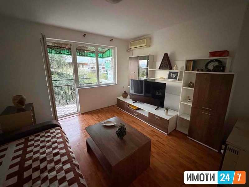 Sell Apartment in   Karposh 2