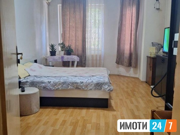 Се продава Стан во  нас Центар
