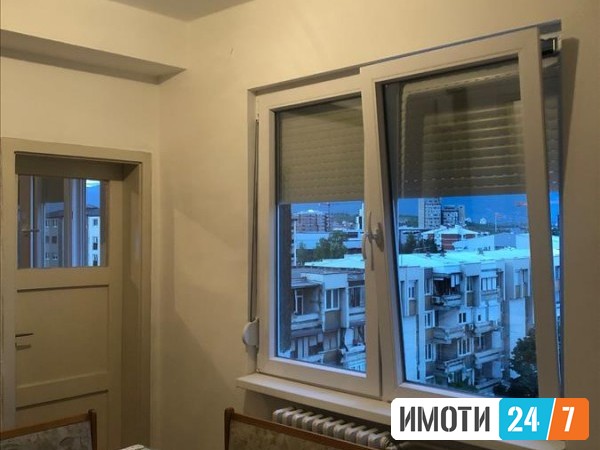 Се продава Стан во  нас Центар