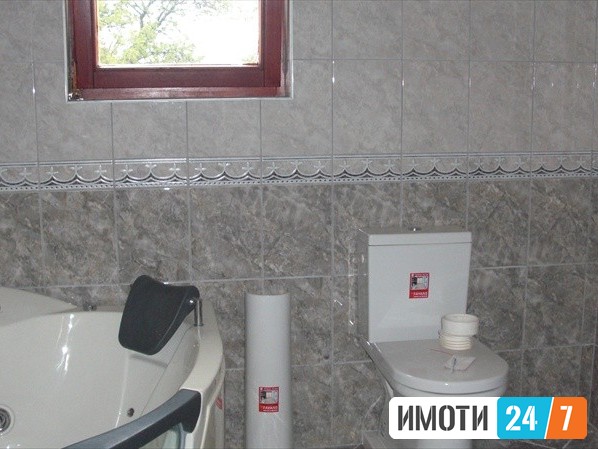Се продава Куќа во  нас Нерези