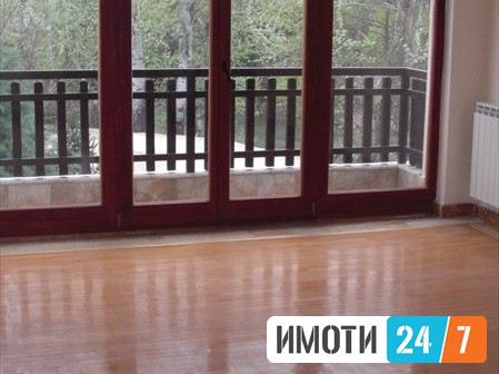 Се продава Куќа во  нас Нерези