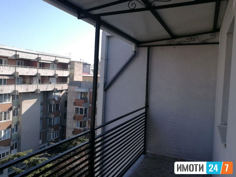 Се продава Стан во  нас Центар