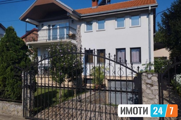 Се продава Куќа во  нас ЃПетров