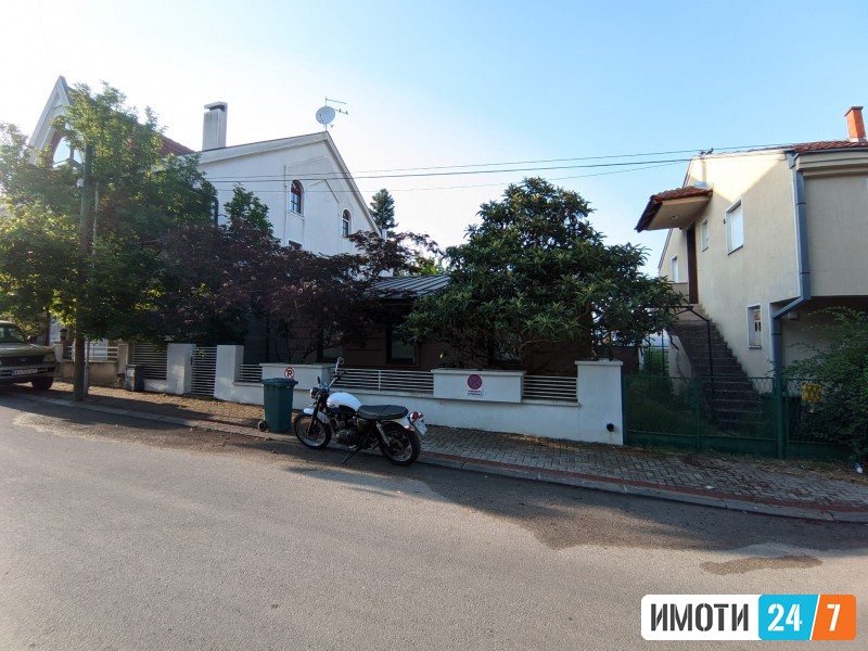 Rent House in   Trndol