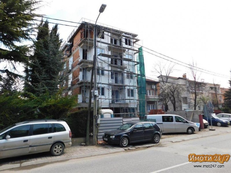 Урбан ливинг продава 3 собен и 2 собен стан во Кисела Вода